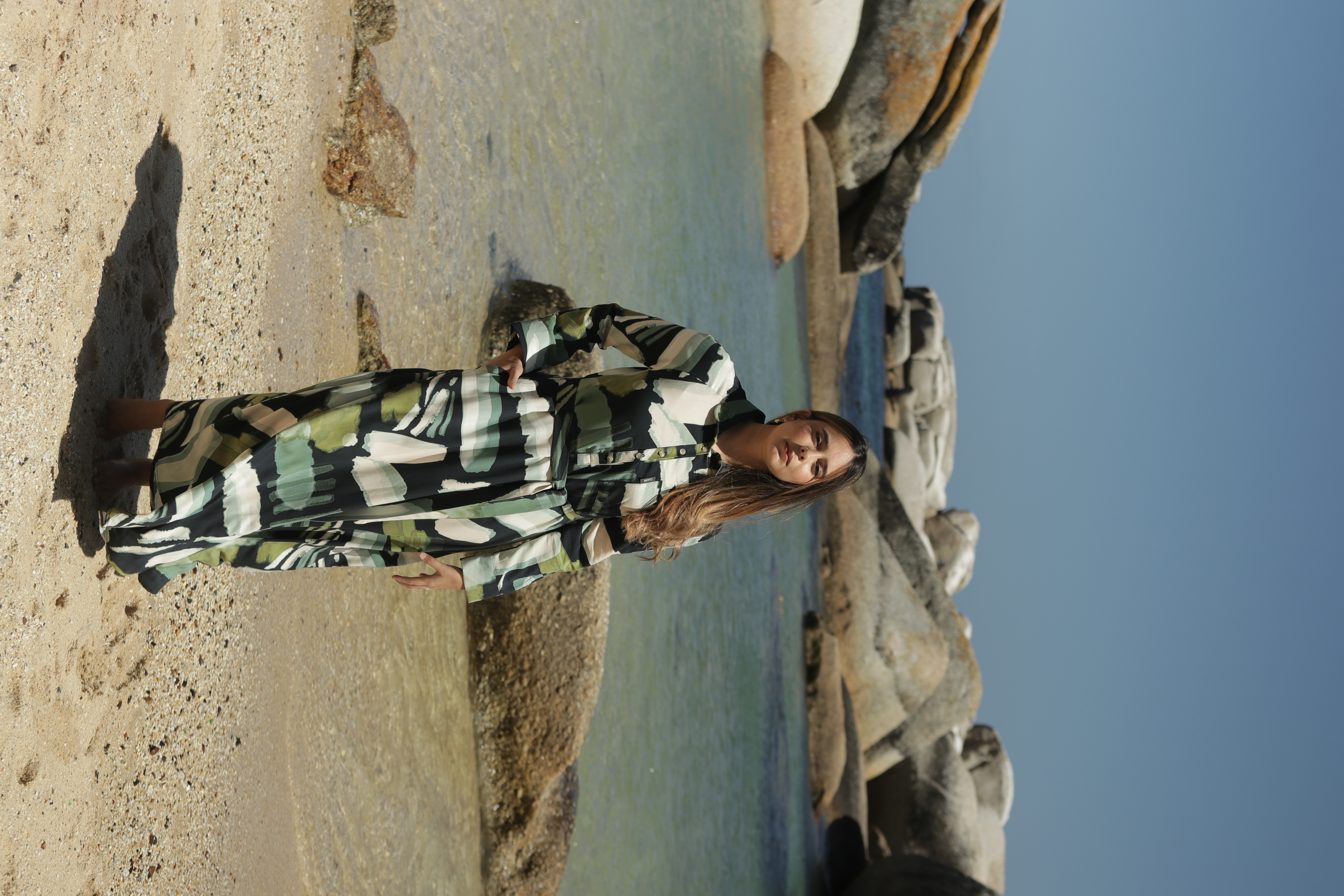 ALEENA DRESS ABSTRACT GREEN